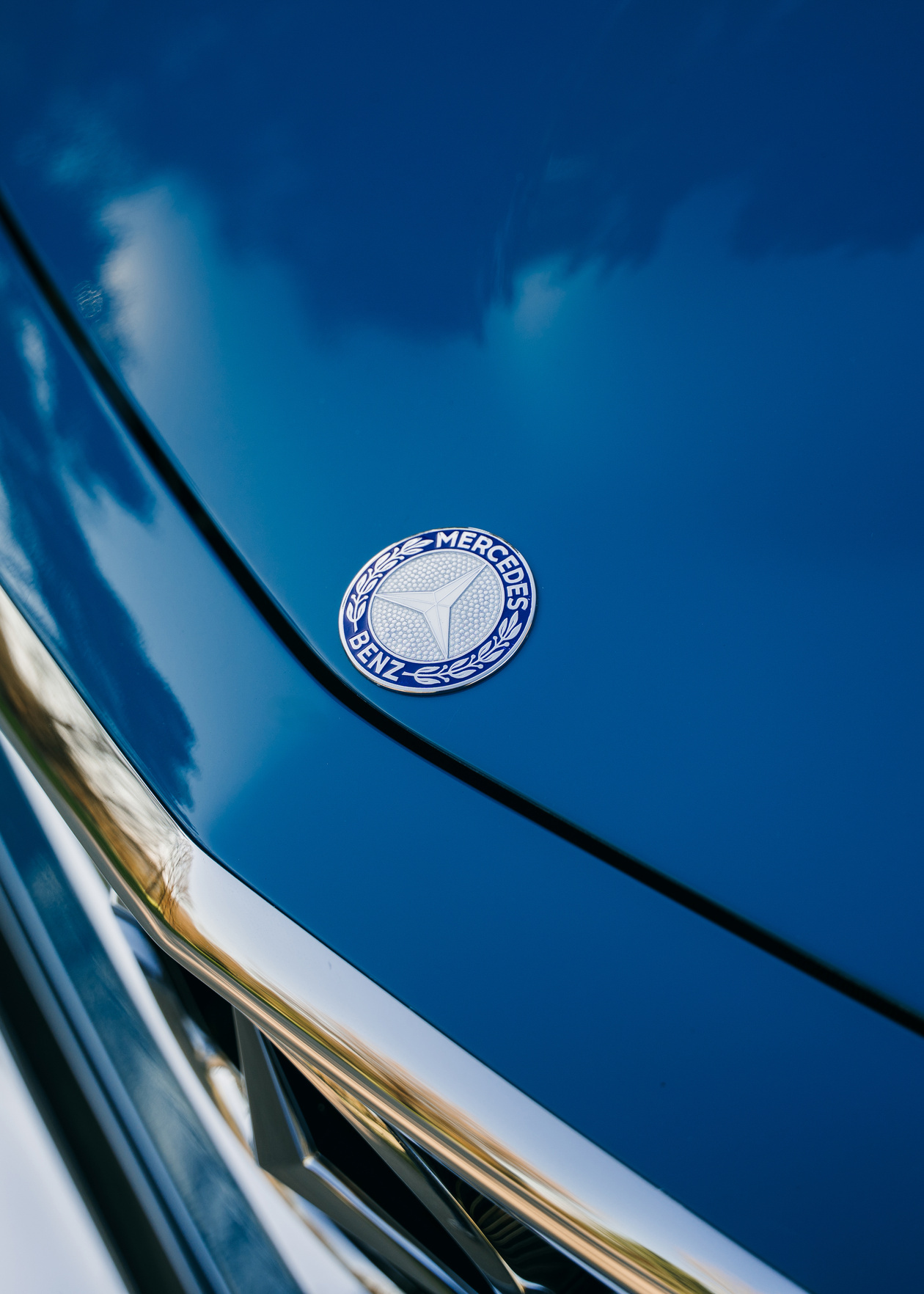 280 SL Pagoda for sale (blue) by Bechtel