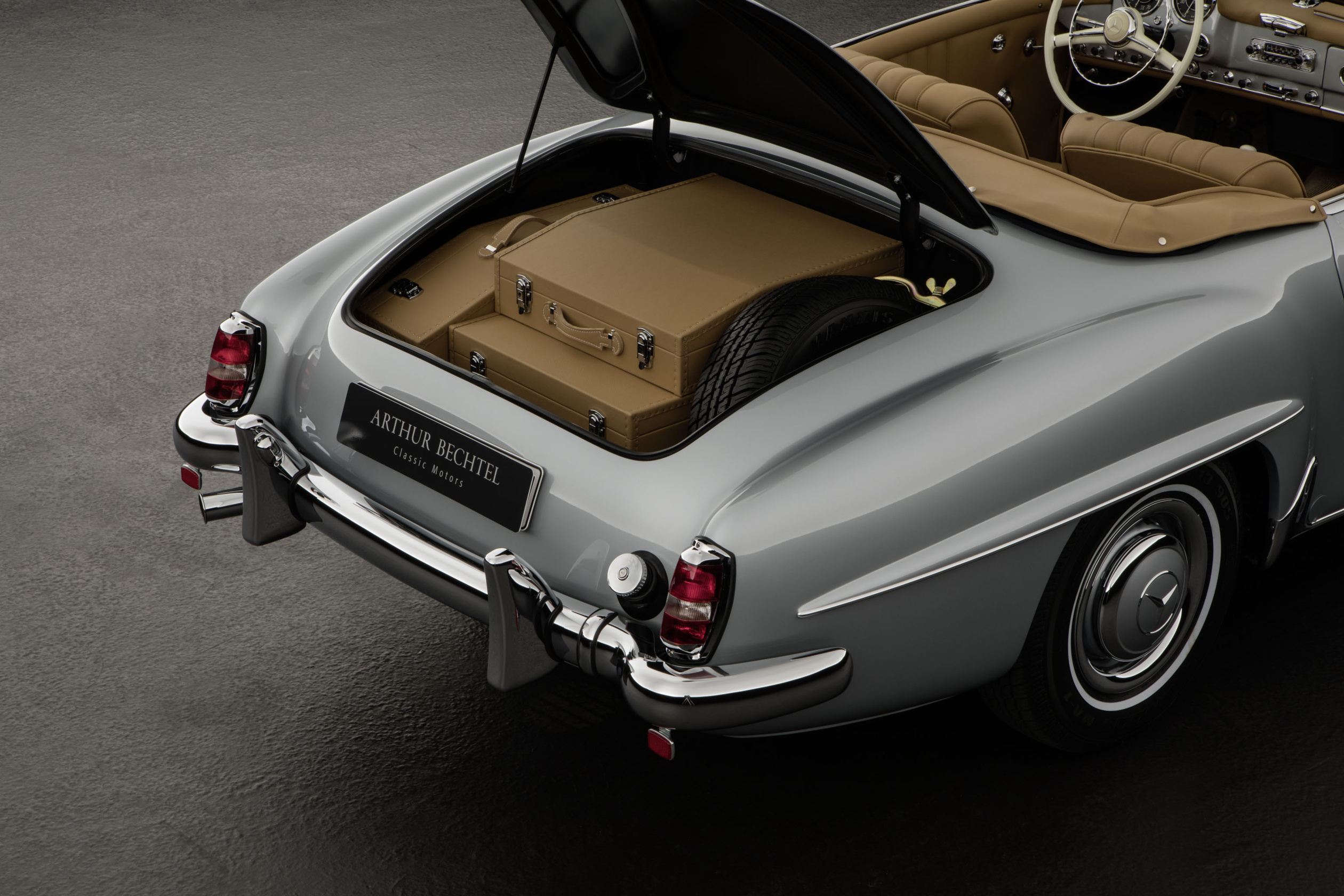 Mercedes-Benz 190 SL Roadster: Hellblaumetallic 