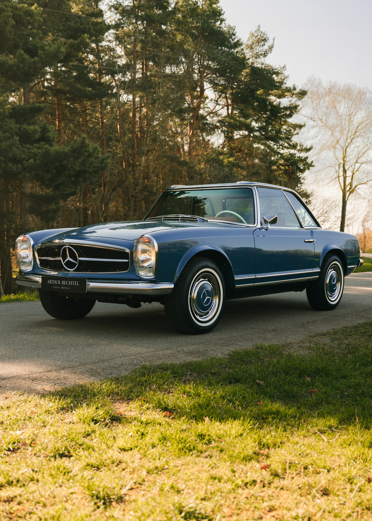 280 SL Pagoda for sale (blue) by Bechtel